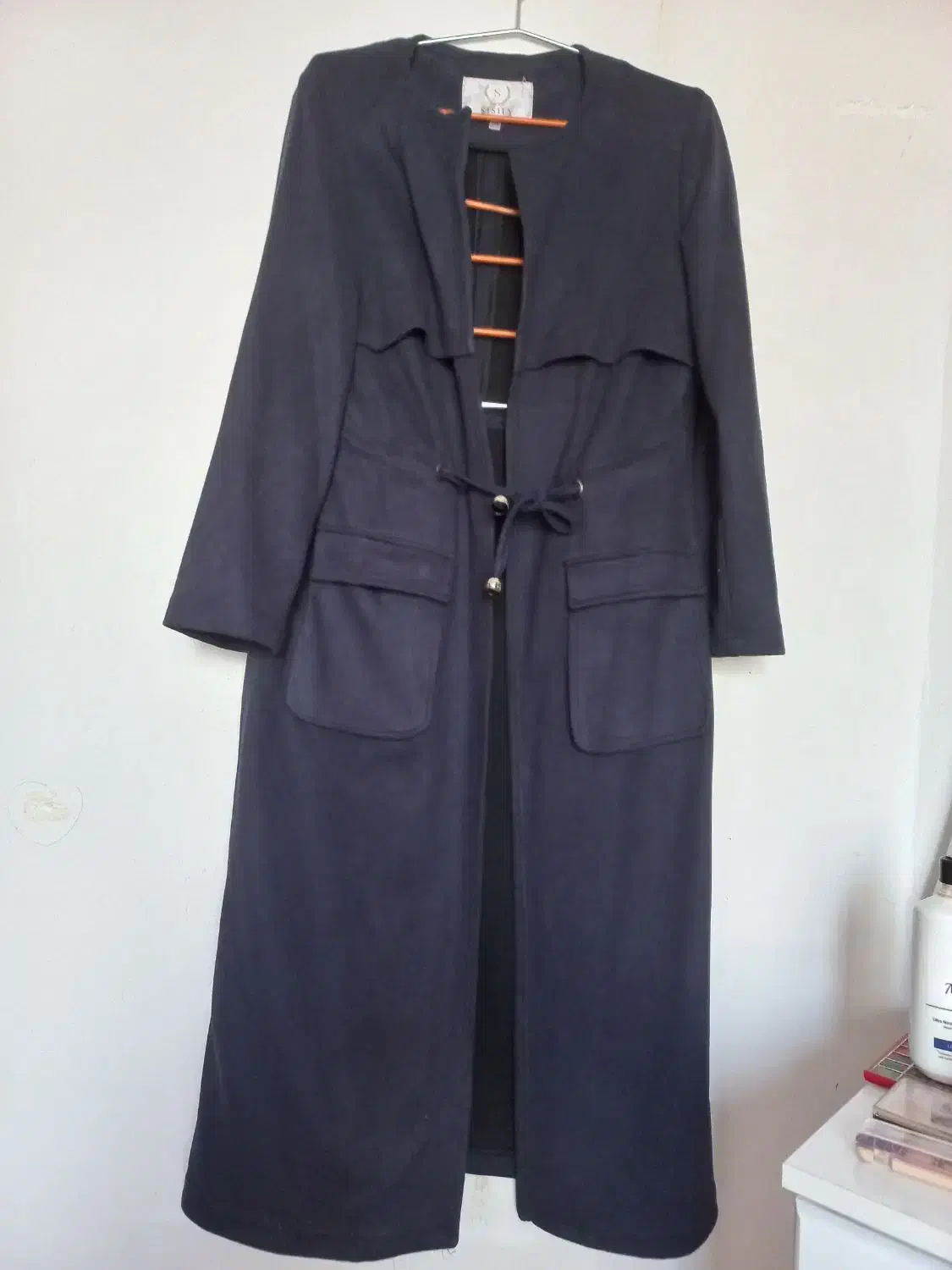 مانتوپاییزمخملی|لباس|گنبد کاووس, |دیوار