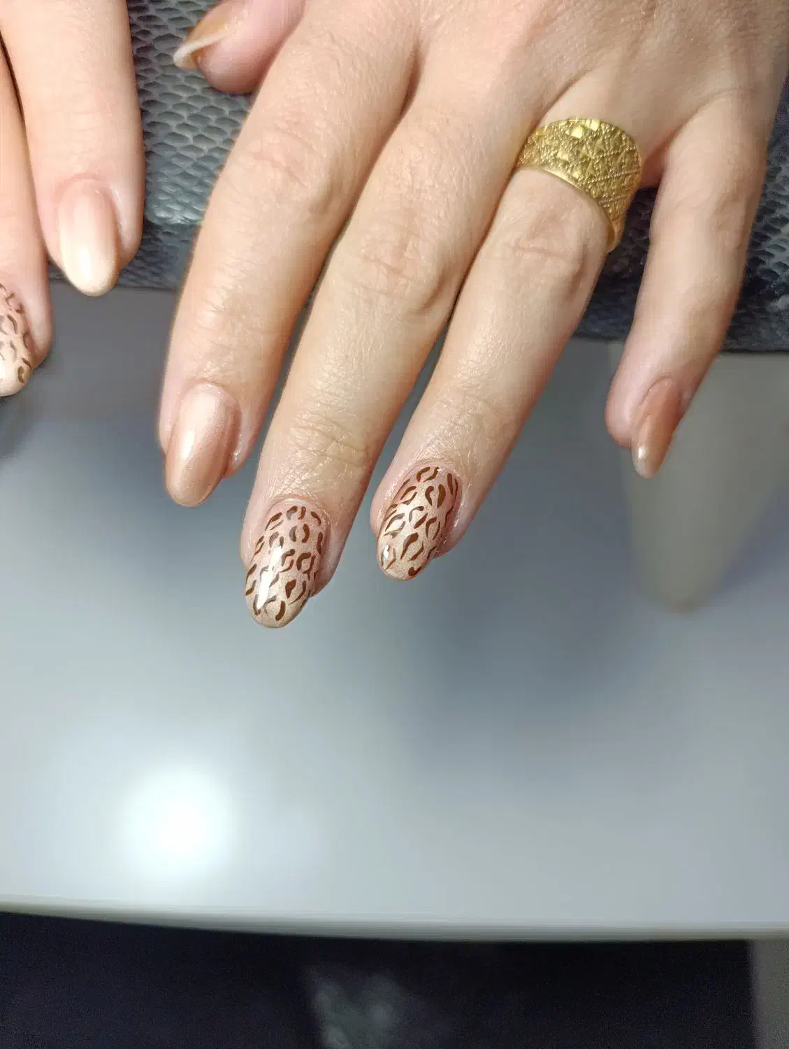 کاشت ناخن300|خدمات آرایشگری و زیبایی|سبزوار, عظیمیان|دیوار