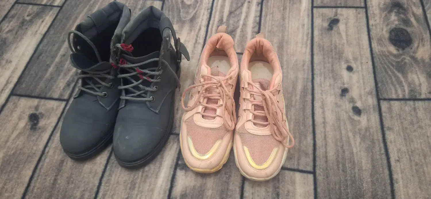 کتونی|کیف، کفش، کمربند|مهاجران, |دیوار