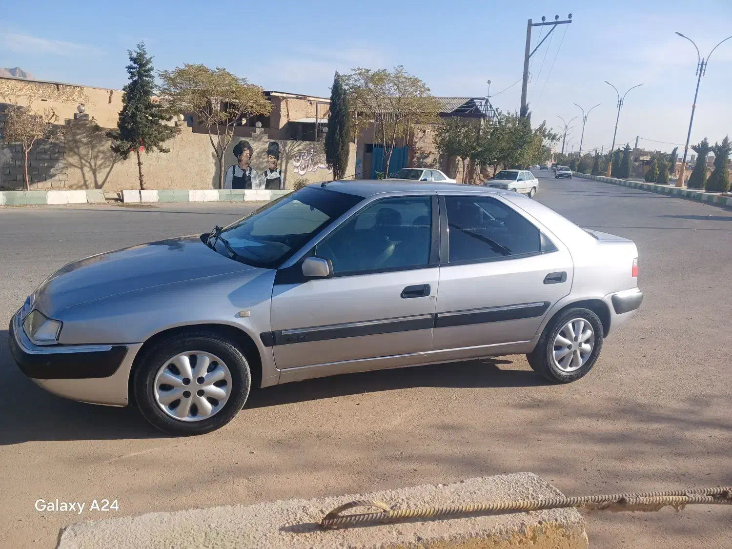 زانتیا مدل۸۳|خودرو سواری و وانت|شهرضا, |دیوار