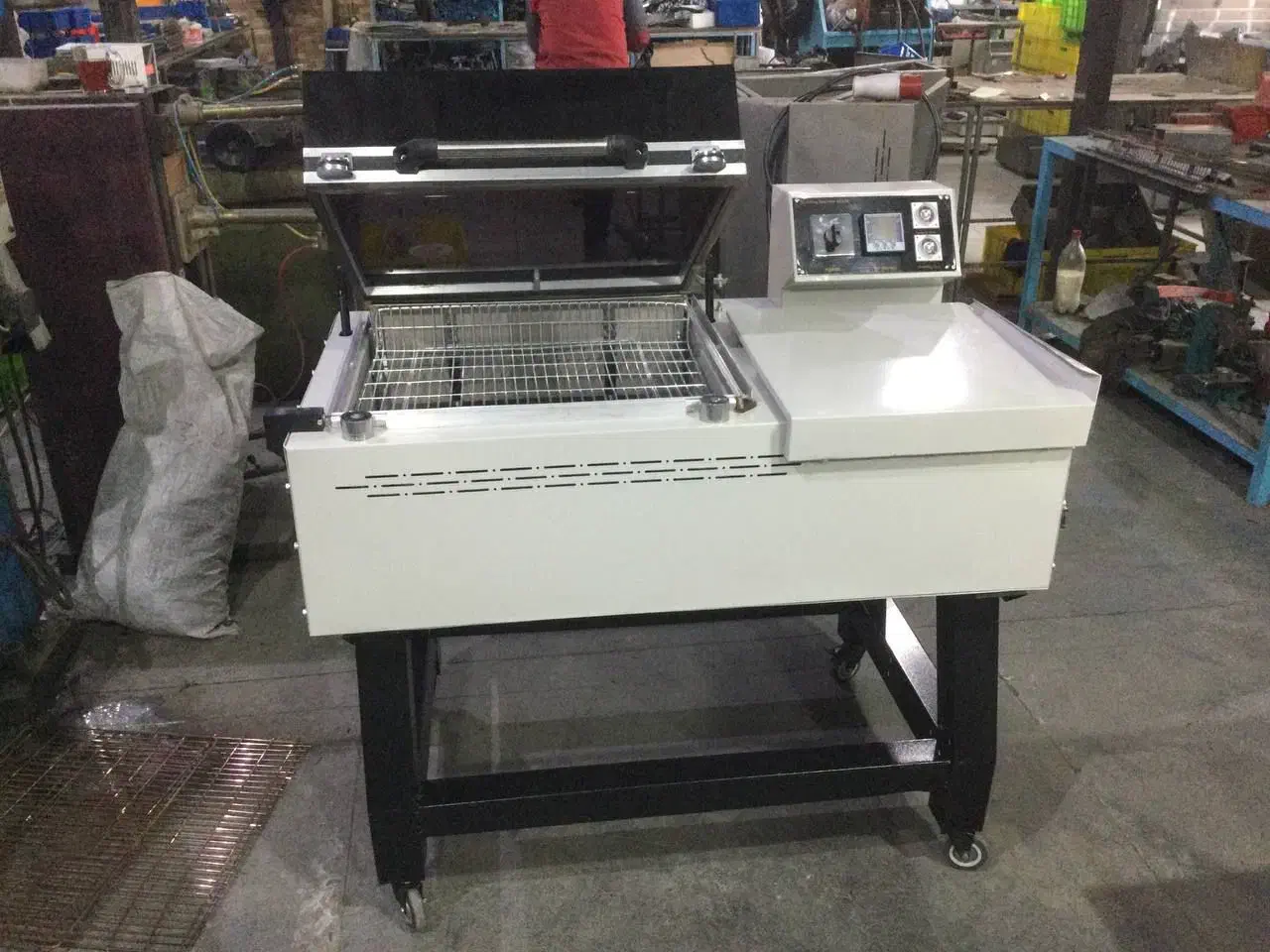 دستگاه پکینگ و شیرینگ|ماشین‌آلات صنعتی|صفادشت, |دیوار