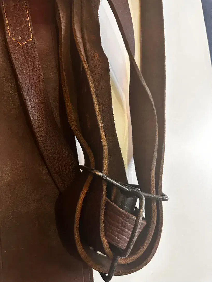 هیکلی چرم اصل|کیف، کفش، کمربند|تهران, دریاچه شهدای خلیج فارس|دیوار