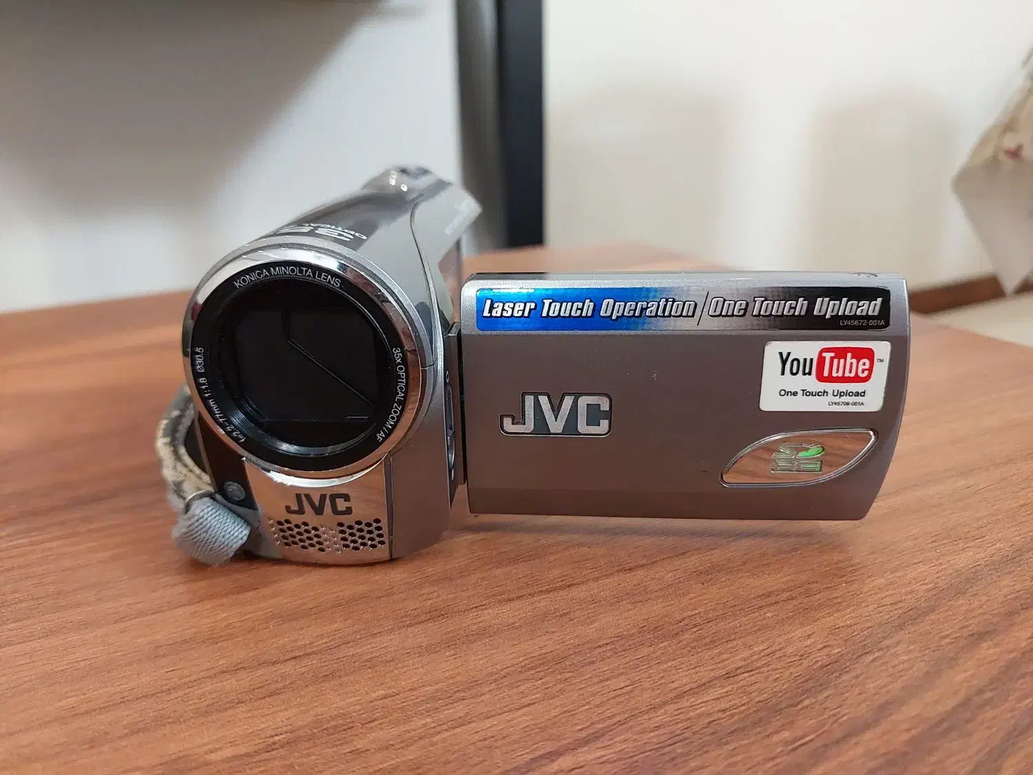 دوربین فیلمبرداری jvc مدل GZ-MS100AS|دوربین عکاسی و فیلم‌برداری|تهران, فدک|دیوار