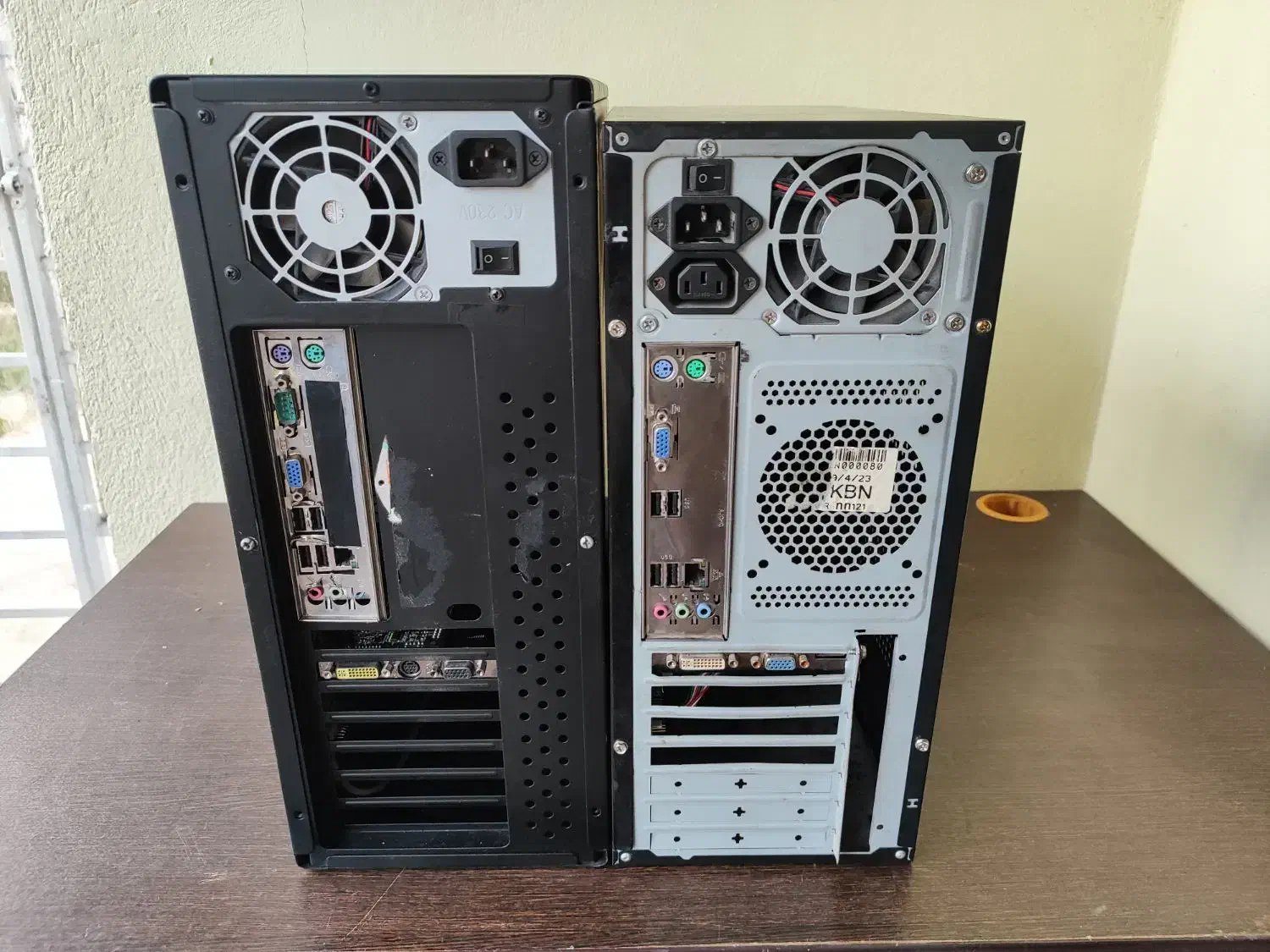 ۲ تا کیس ۵۷۰۰ رم ۴ ddr3 هارد ۲۵۰ و گرافیک ۱|رایانه رومیزی|چالوس, |دیوار