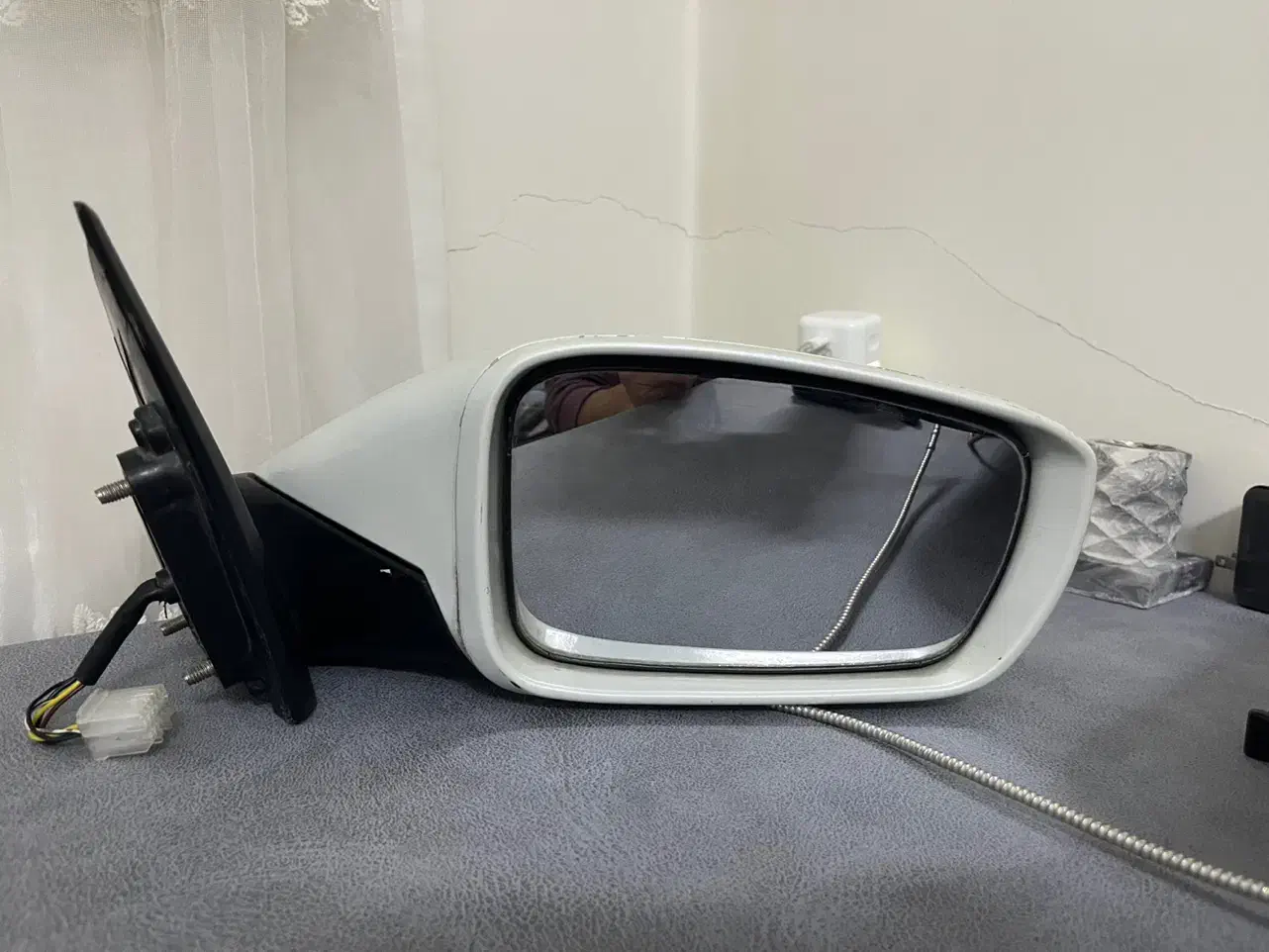 آینه سمت شاگرد سوناتا  YF ۲۰۱۲/۲۰۱۱|قطعات یدکی و لوازم جانبی|کرج, حسن آباد|دیوار