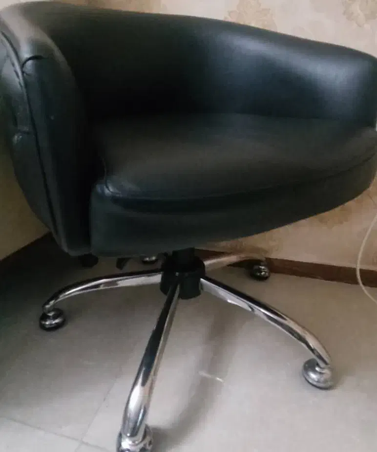 صندلی گردون جک دار|صندلی و نیمکت|اردبیل, |دیوار