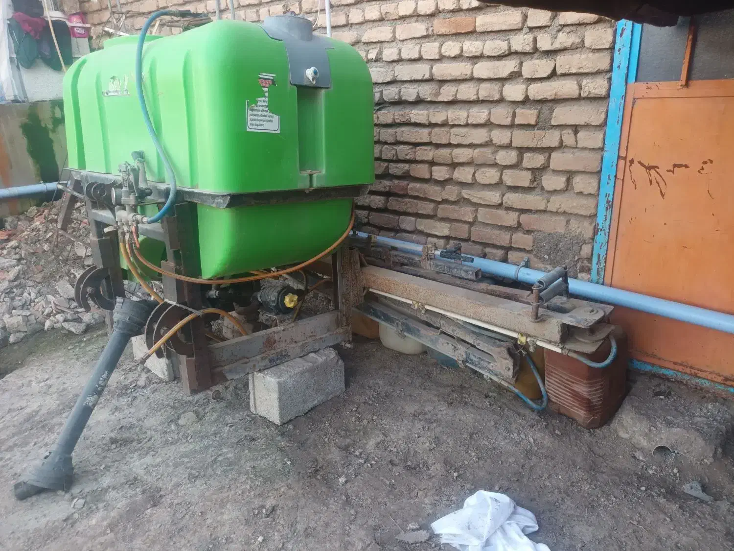 سمپاش موتور ایتالیایی ۶۰۰ لیتری|ماشین‌آلات صنعتی|بندر ترکمن, |دیوار