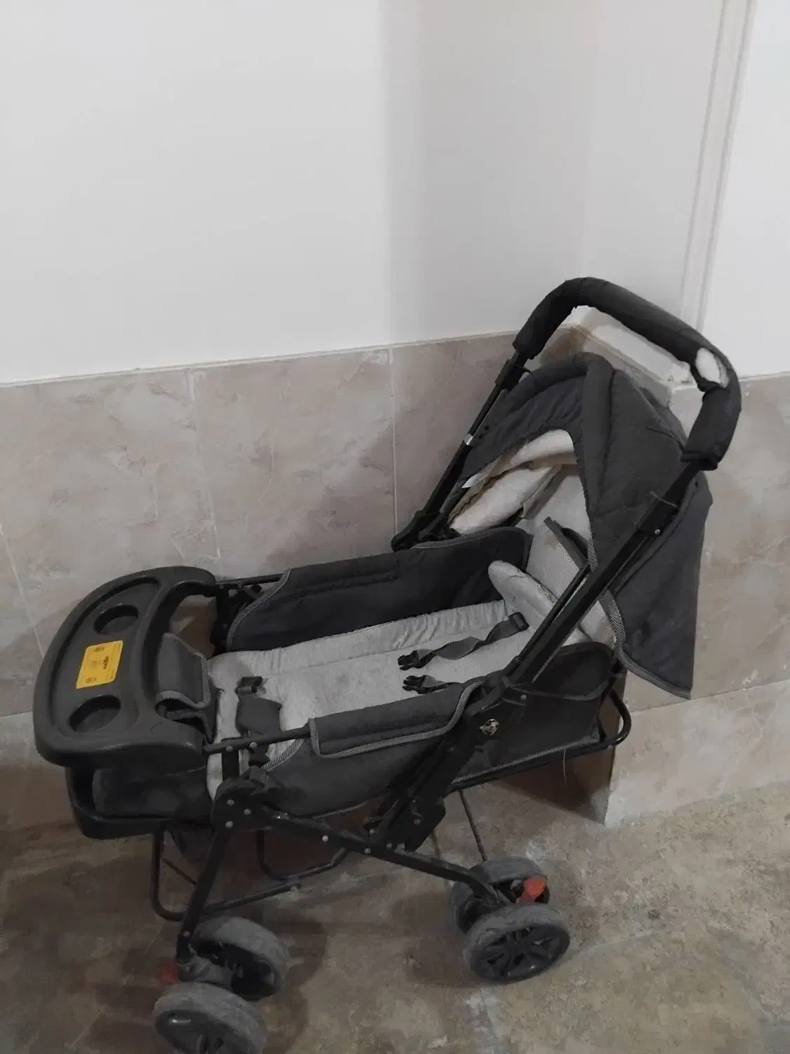 کالسکه|کالسکه و لوازم جانبی|قم, هفت تیر|دیوار