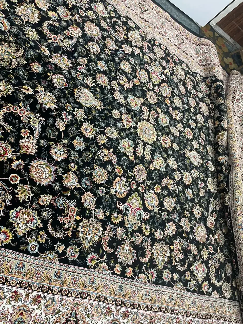 فرش دوازده متری نقش افشان درحد نو|فرش|پیشوا, |دیوار