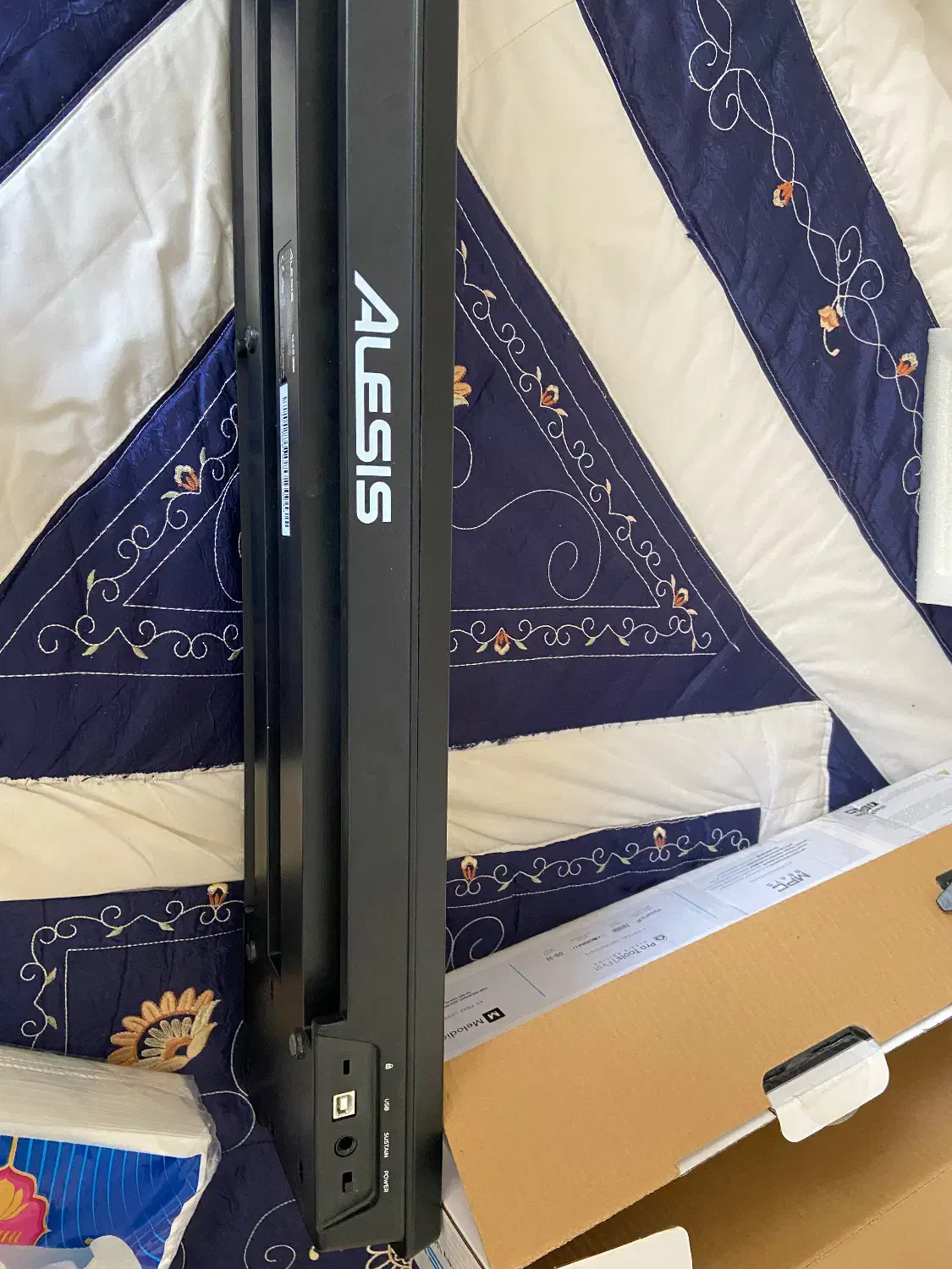 میدی کنترلر آلیسس q49 mk2|پیانو، کیبورد، آکاردئون|آبادان, |دیوار