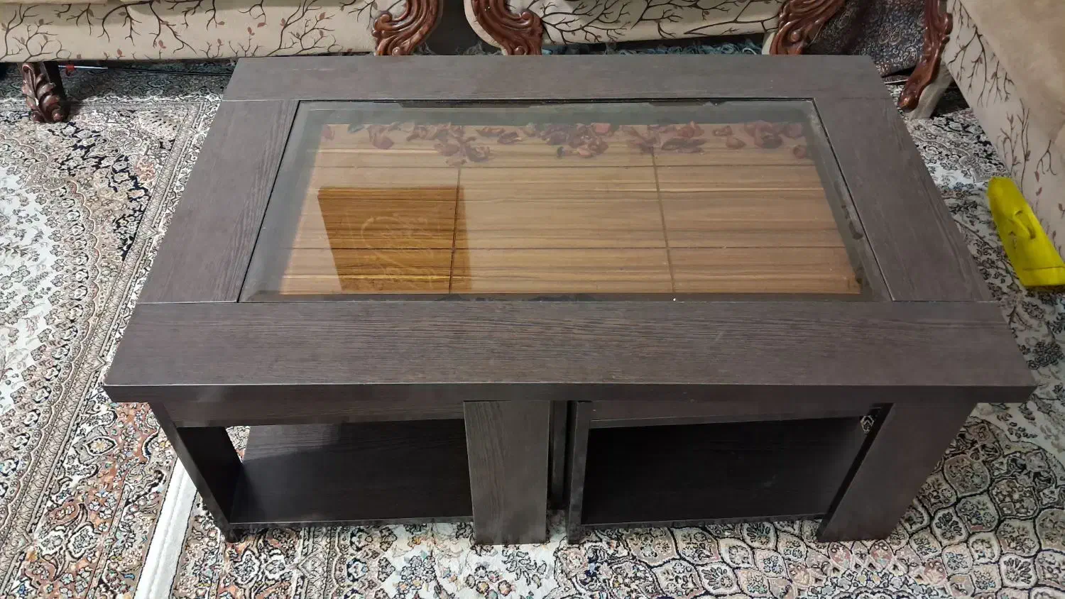 مبل 7 نفره|مبلمان خانگی و میز عسلی|قم, باغ کرباسی|دیوار