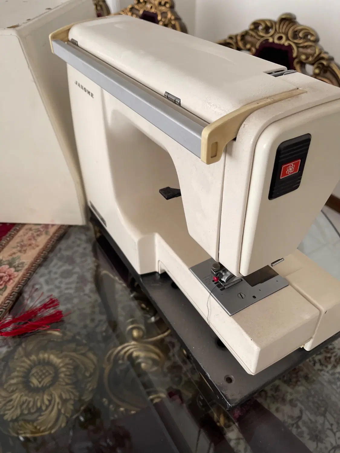 چرخ خیاطی 6000 ژانومه ژاپن بسیار کم کارکرد|چرخ خیاطی و ریسندگی|تهران, شهرک غرب|دیوار