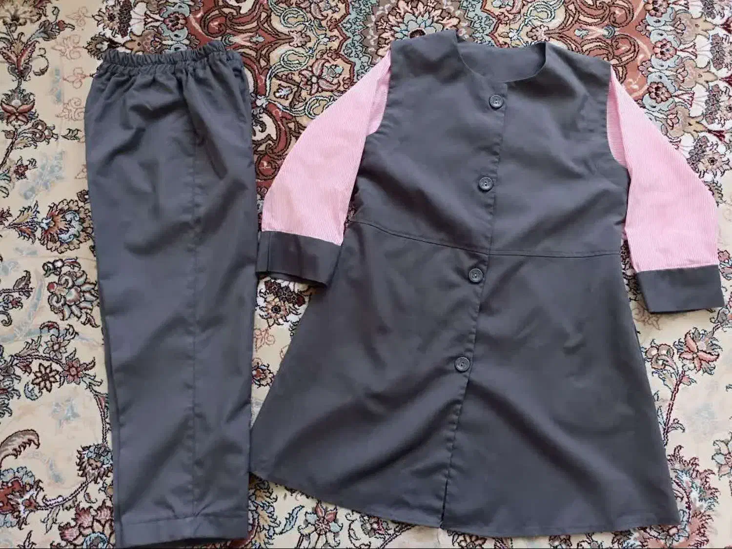 لباس فرم مدرسه|کفش و لباس بچه|محلات, |دیوار