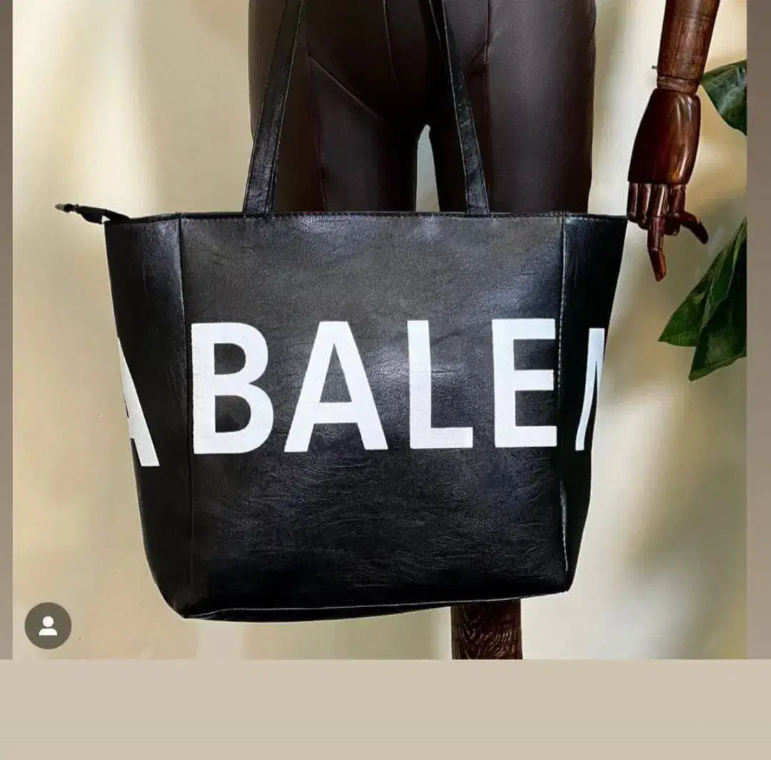 کیف رو دوشی و بزرگ|کیف، کفش، کمربند|اشتهارد, |دیوار