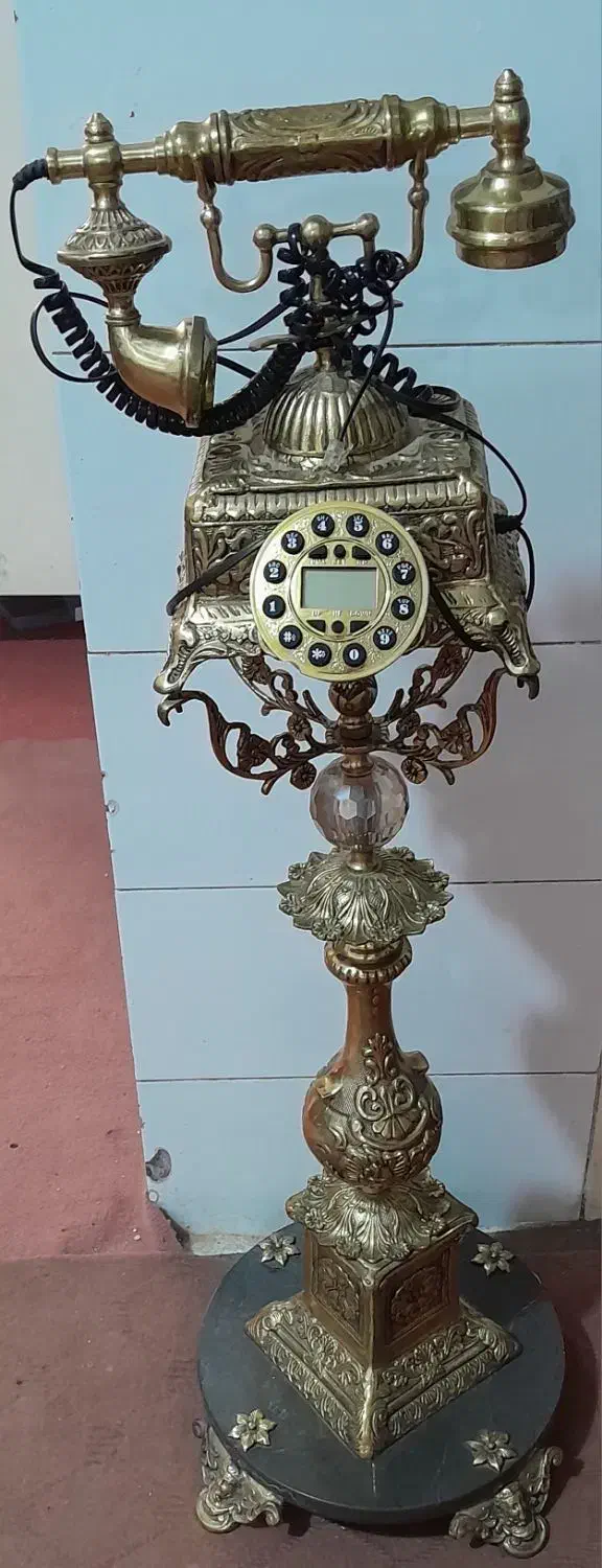 تلفن برنز|تلفن رومیزی|یزد, |دیوار