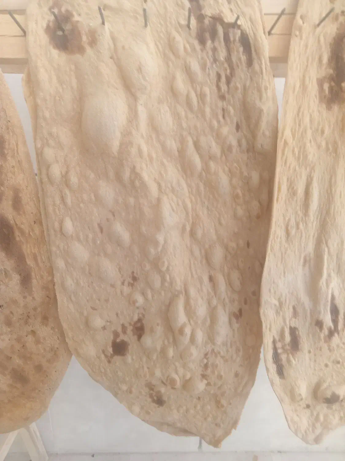 نان محلی با آرد سبوس دار|خوردنی و آشامیدنی|تربتحیدریه, بالا ولایت|دیوار