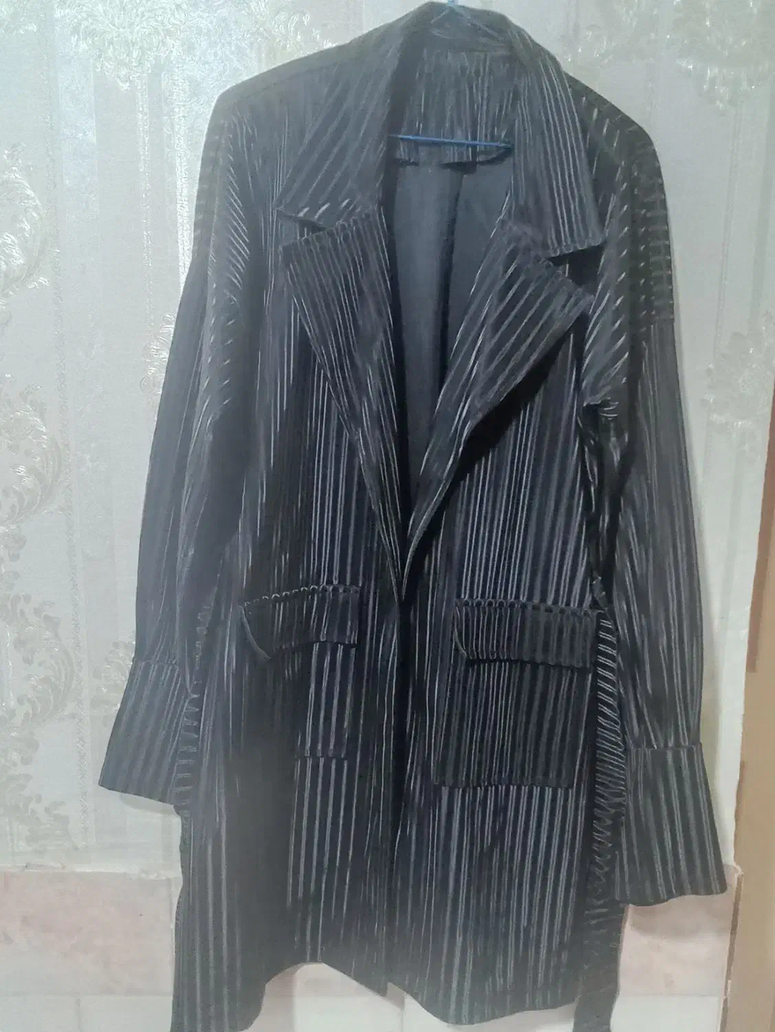 مانتوتازه‌نو|لباس|بانه, |دیوار