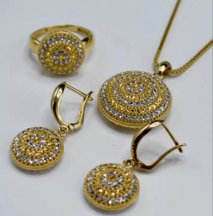 نیم ست سبک با اقساط کم/کمترین چک|جواهرات|قم, کیوانفر|دیوار