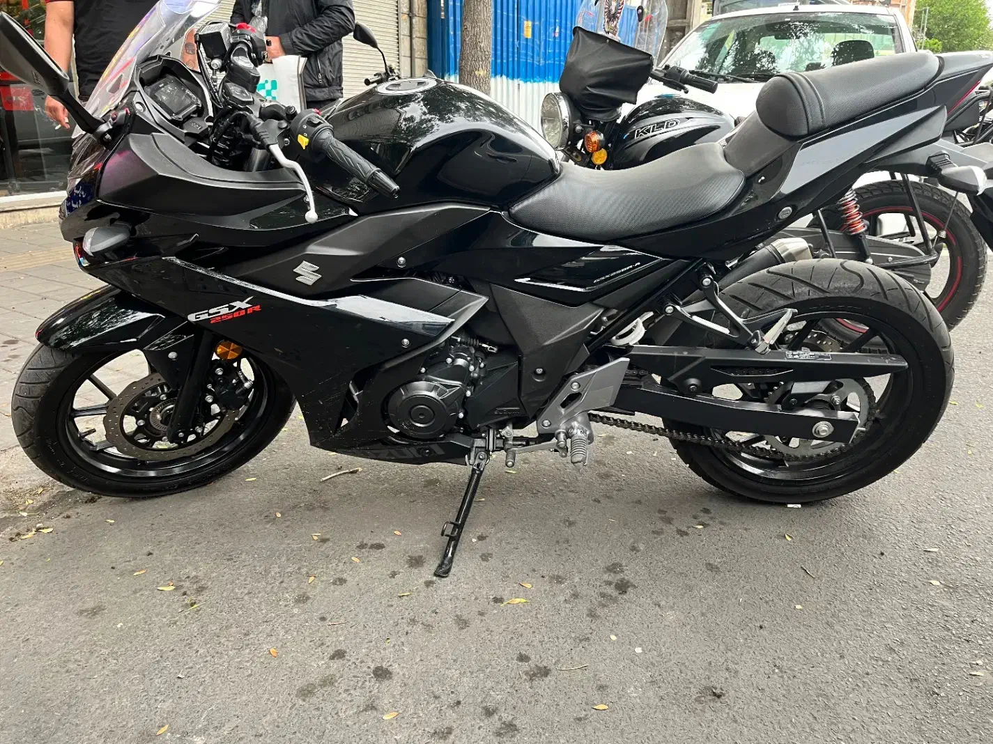Gsx250|موتورسیکلت|تهران, پاسداران|دیوار