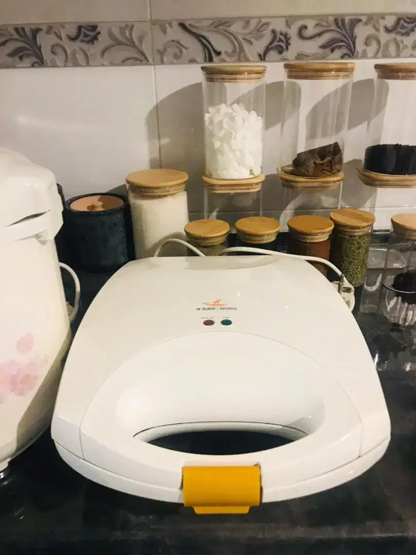 ساندویچ ساز|اجاق گاز و لوازم برقی پخت‌وپز|گنبد کاووس, |دیوار