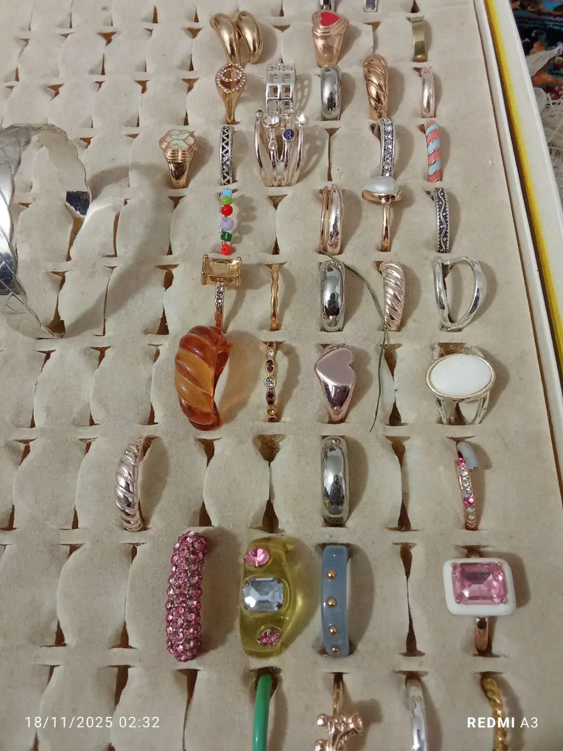 بدلیجات و پوشاک نو فقط ۵۰هزار|بدلیجات|روانسر, |دیوار