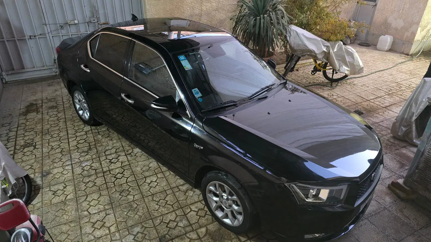 دنا پلاس توربو 6سرعته دستی، سرامیک شده، سانروف1402|خودرو سواری و وانت|کاشان, شریعتی|دیوار