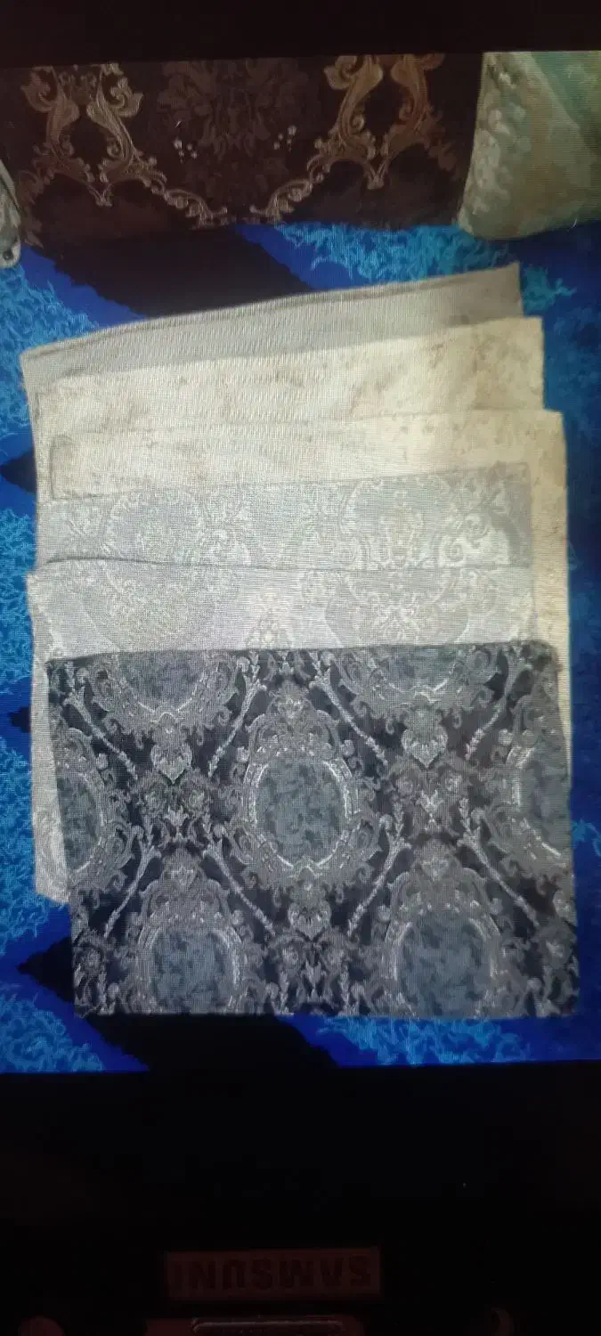 روبالشی و رو متکایی با پارچه مبل|رختخواب، بالش، پتو|خمینی‌شهر, |دیوار