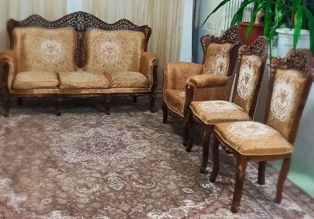 مبلمان سلطنتی|مبلمان خانگی و میز عسلی|سیرجان, |دیوار