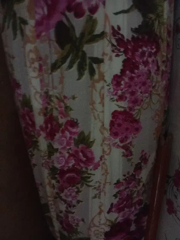 ۲۴ عدد بهشت پشتی گل پر تازه برا عروس|پشتی|یاسوج, |دیوار