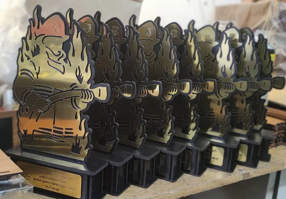 تندیس مدل آتش نشان امکان سفارشی سازی|مجسمه، تندیس، ماکت|کرج, حیدرآباد|دیوار