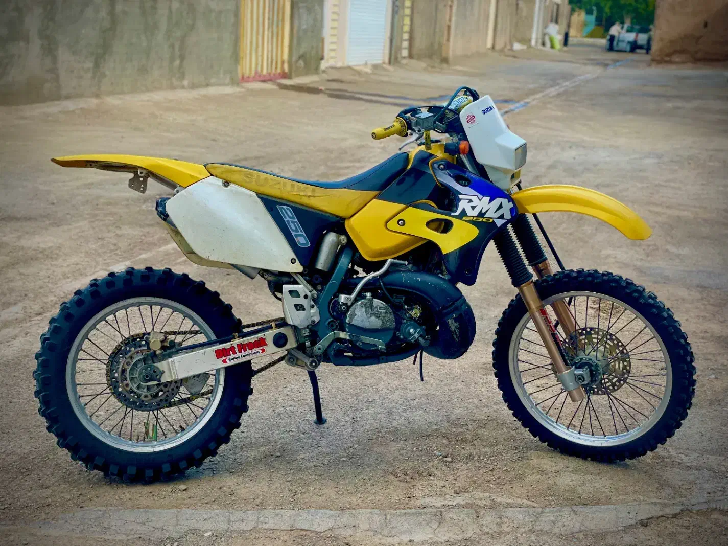 Rmxمدل1998|موتورسیکلت|مه ولات, |دیوار