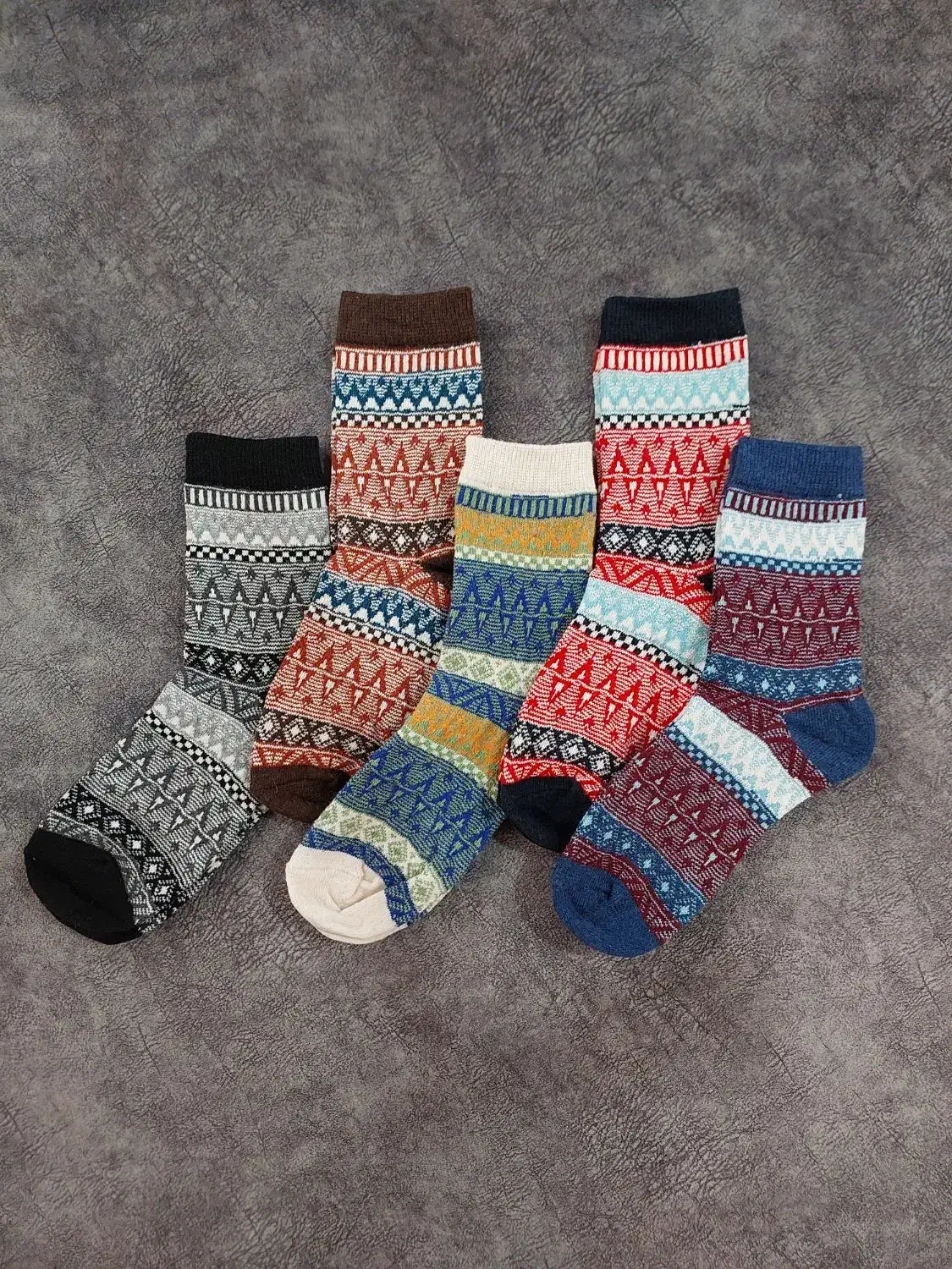 جوراب پشمی وینتیج|لباس|رشت, پل تالشان|دیوار