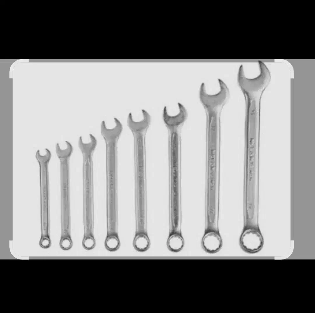 آچار پیدا شده|ابزارآلات|بشاریات, |دیوار