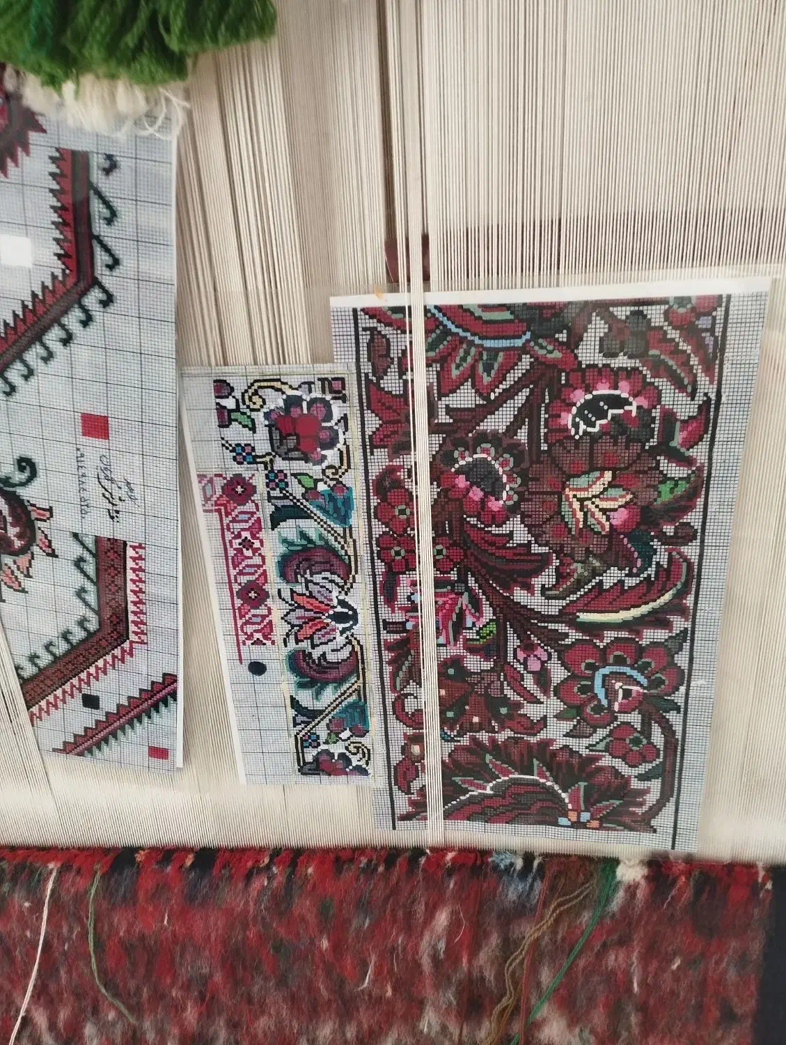 فرش دستباف نیمه کاره|فرش|زنجان, |دیوار