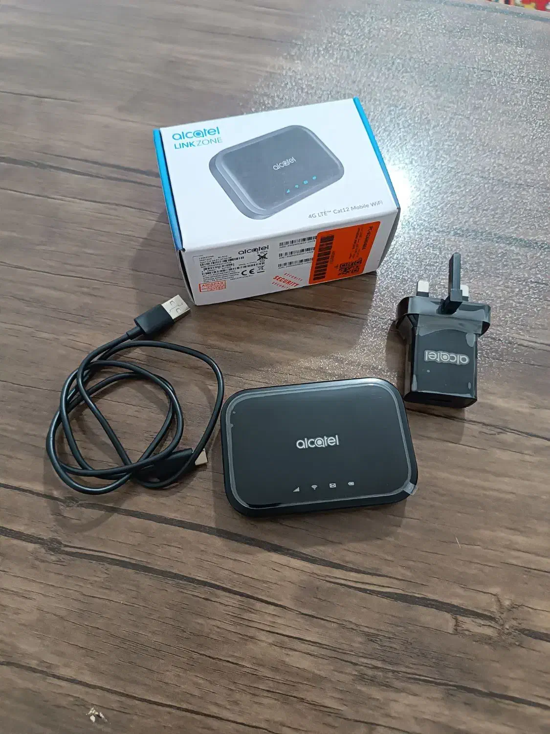 مودم جیبی آلکاتل، سیم کارت خور|مودم و تجهیزات شبکه|محمدشهر, محمدشهر|دیوار