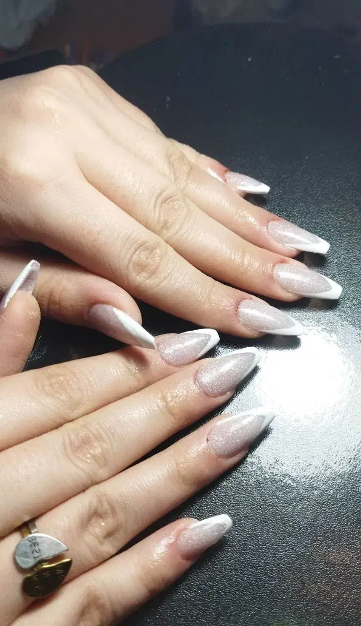 خدمات کاشت ناخن|خدمات آرایشگری و زیبایی|بندر انزلی, لاله|دیوار