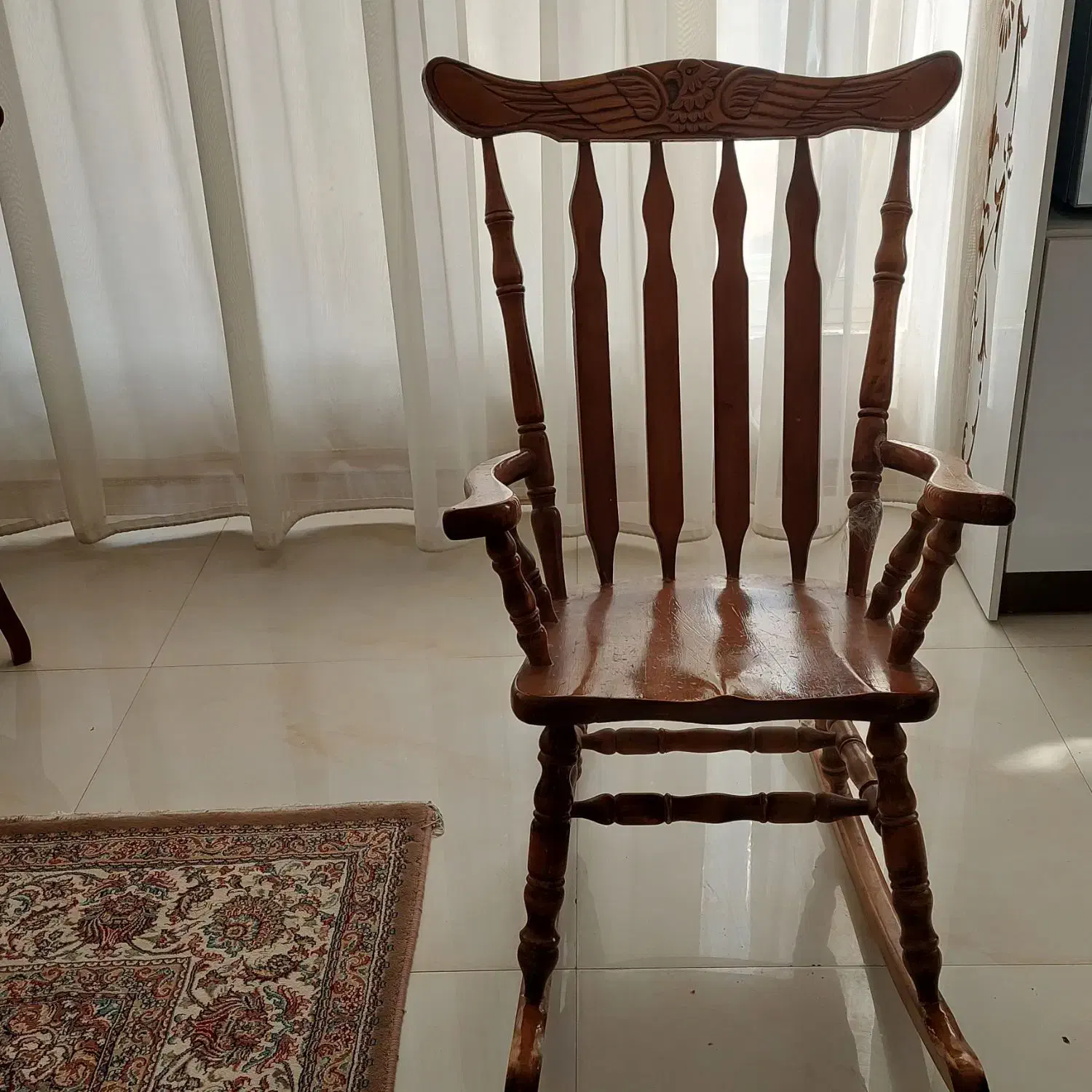 میز قاشق چنگال.جالباسی.صندلی راک .همه ۱۱۰۰۰۰|صندلی و نیمکت|مشهد, عامل|دیوار