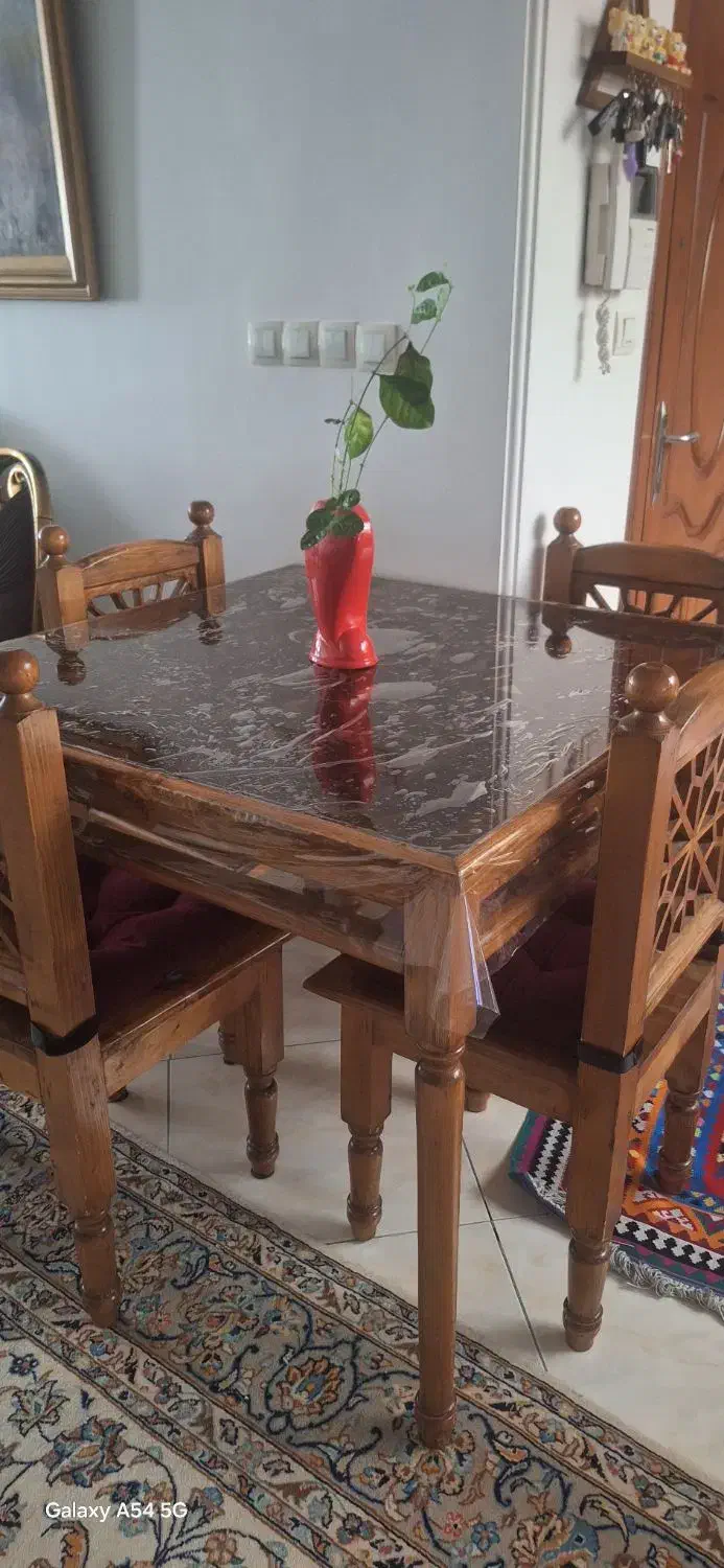 مبلمان سنتی ۱۰ نفره و ناهارخوری خوری ۴ نفره|مبلمان خانگی و میز عسلی|تهران, بهار|دیوار
