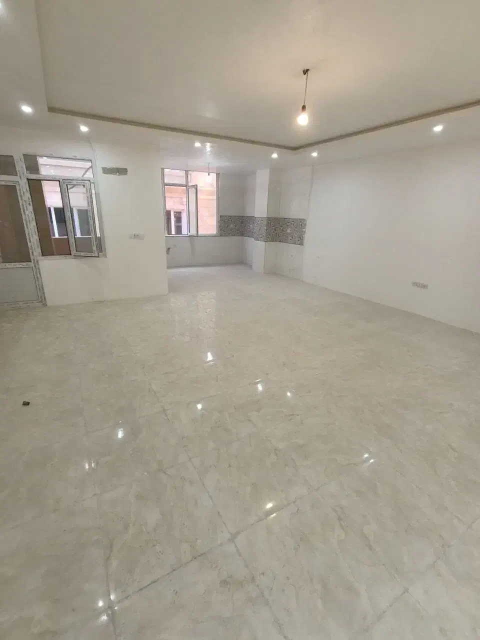 فروش آپارتمان 116 متری قولنامه ای خوش نقشه**|فروش آپارتمان|نسیم‌شهر, |دیوار