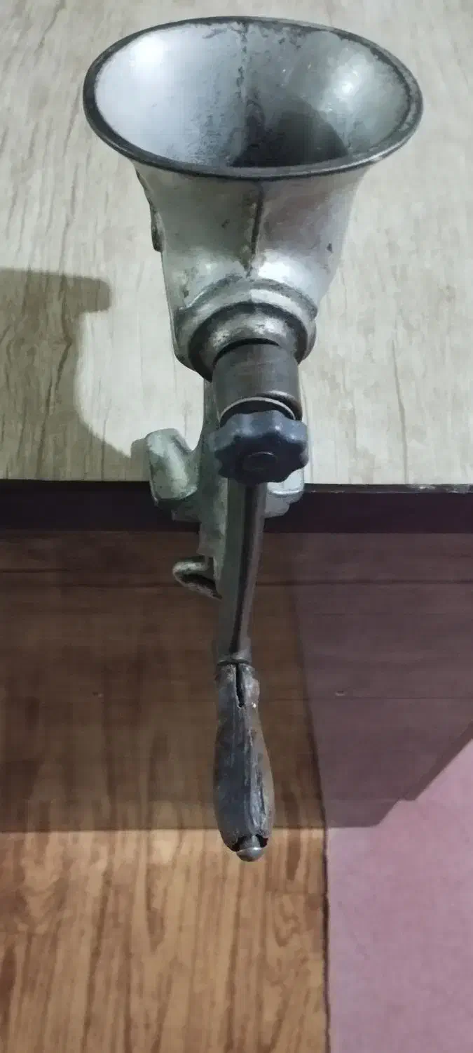 چرخ گوشت دستی|خردکن، آسیاب، غذاساز|شاهین‌شهر, شهرک گلدیس|دیوار