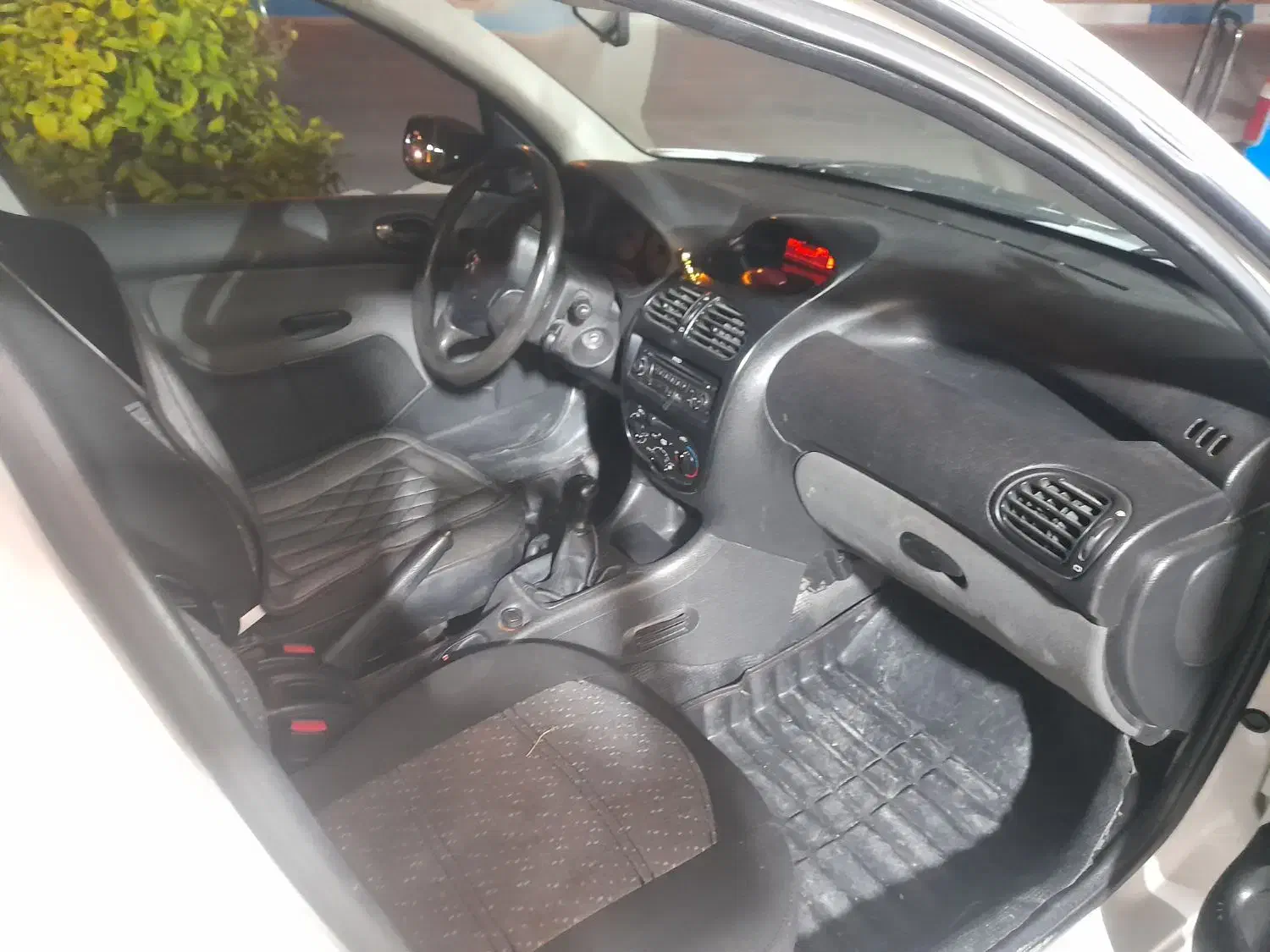 206 تیپ و ۹۵|خودرو سواری و وانت|جهرم, |دیوار