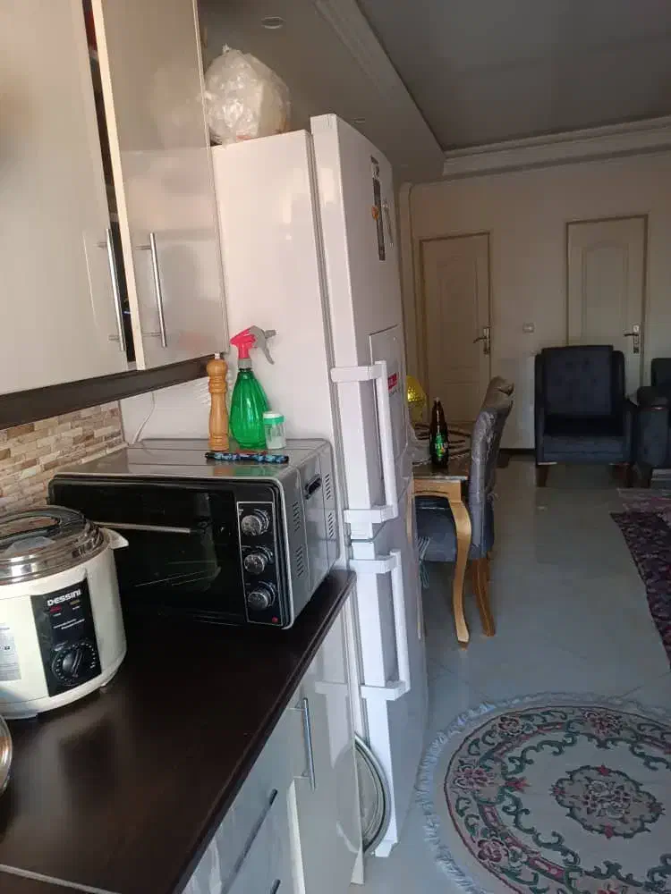 ۴۱ متری دنج ساختمان آرام