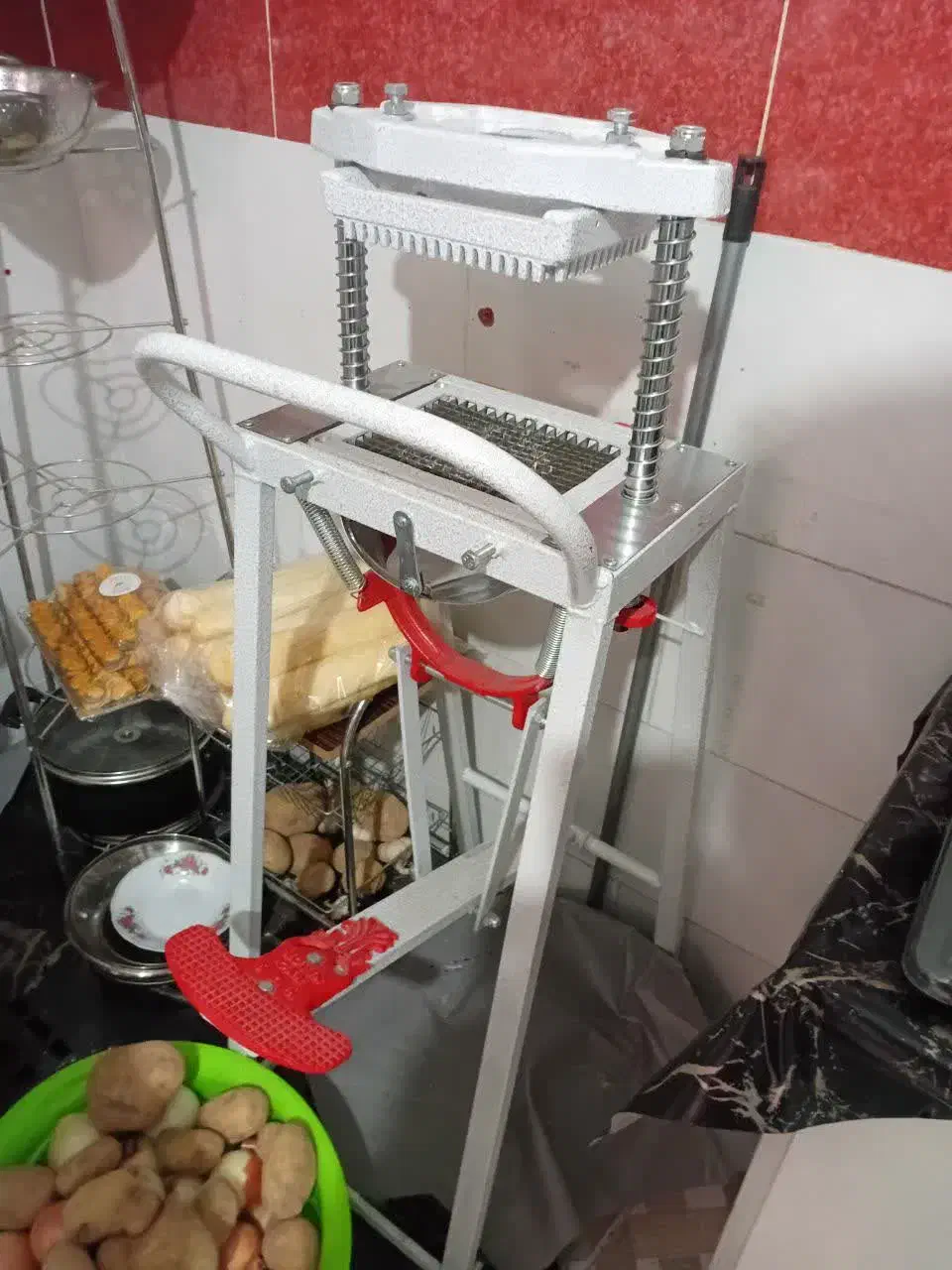 خمیر کن وسیب زمینی خلال کن|فروشگاه و مغازه|برخوار, |دیوار