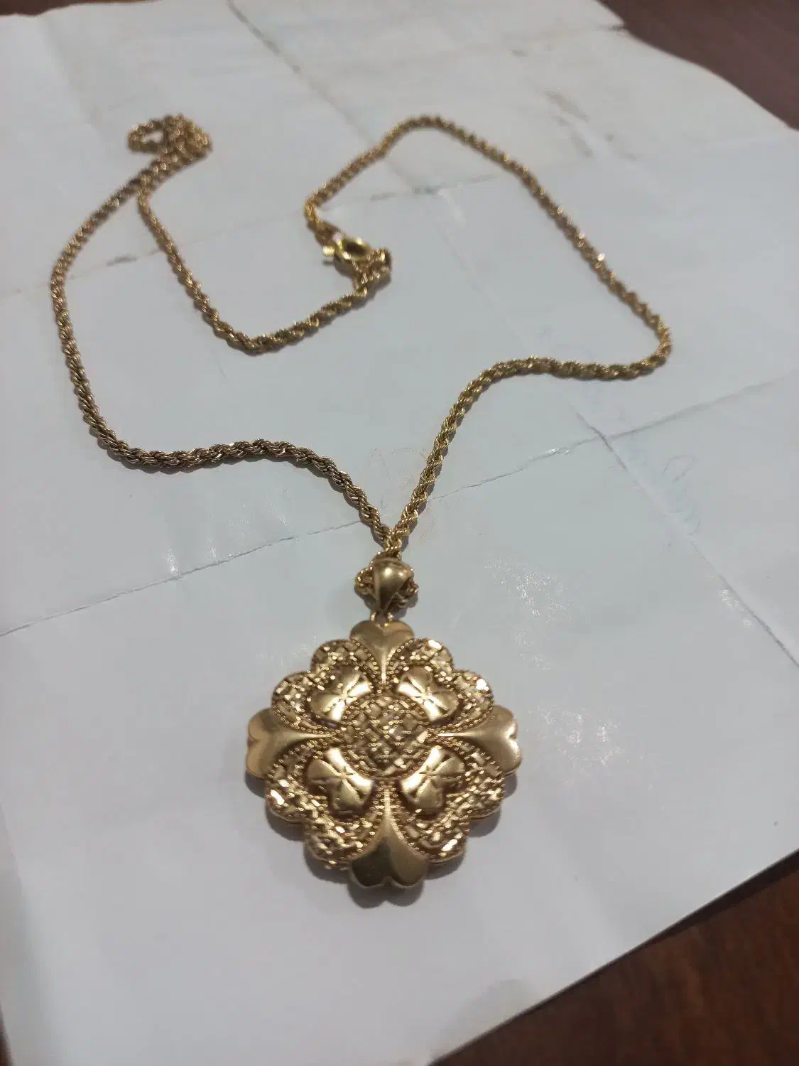 فروش پلاک و زنجیر طلا ۱۰۰ تومن بالای تابلو|جواهرات|الیگودرز, |دیوار