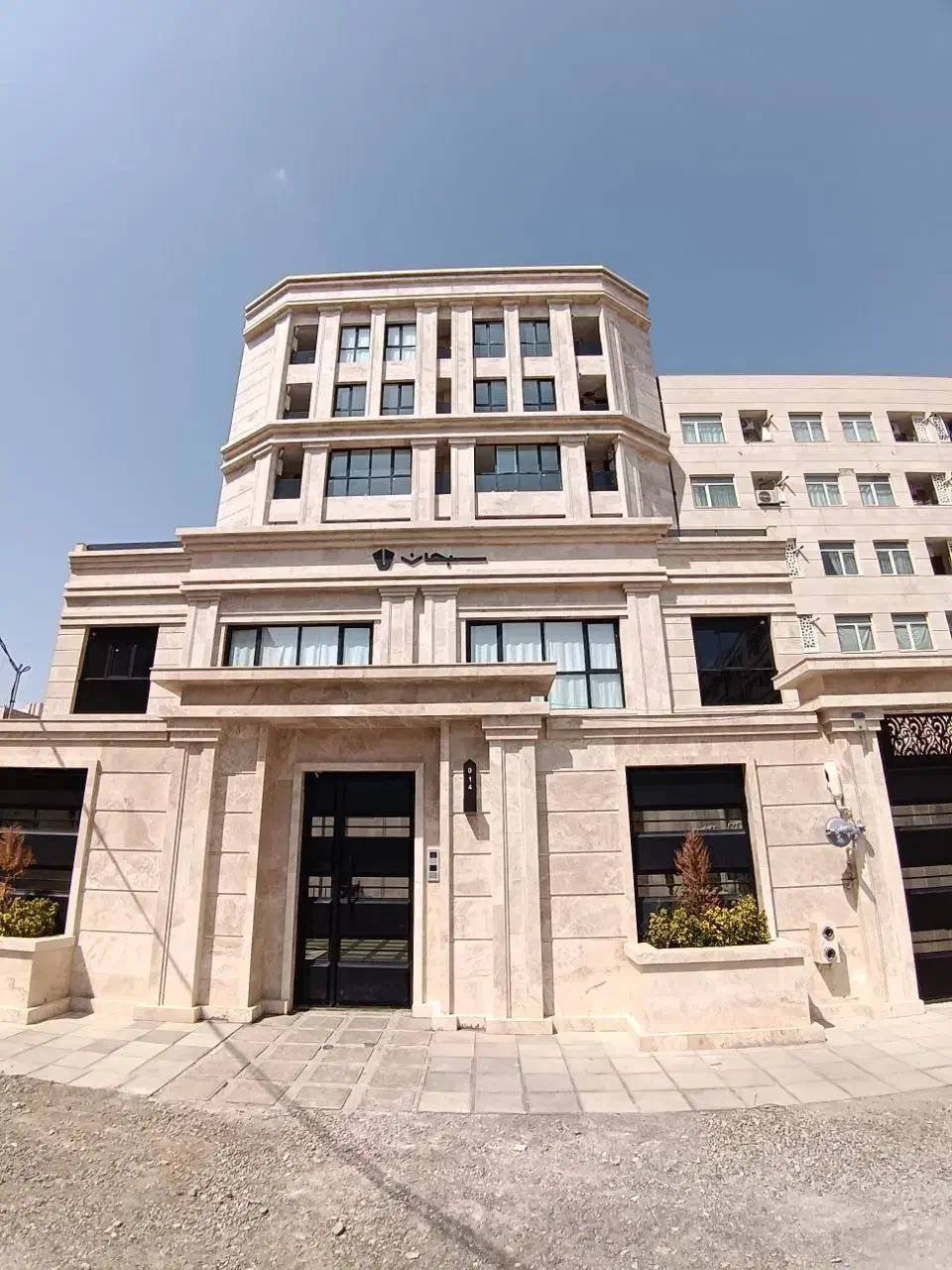 ۱۴۰ متر با تراس بزرگ و اختصاصی / برند سبحان|فروش آپارتمان|مشهد, الهیه|دیوار