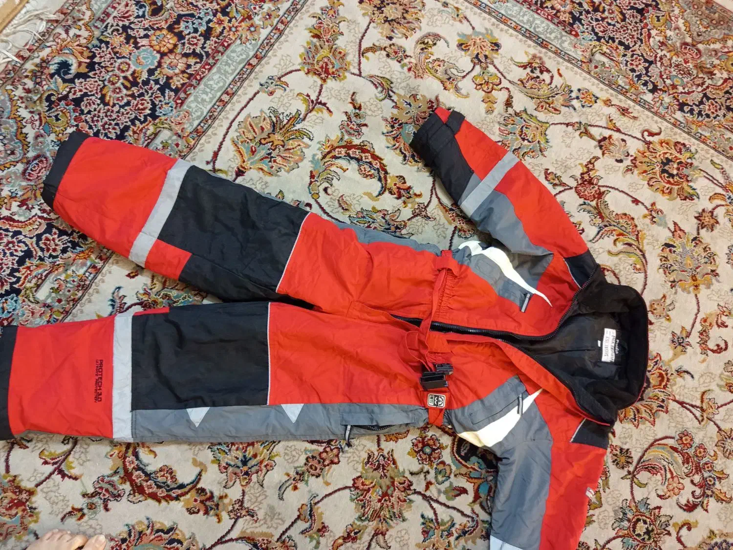 لباس اسکی|ورزش‌های زمستانی|ری, اقدسیه|دیوار