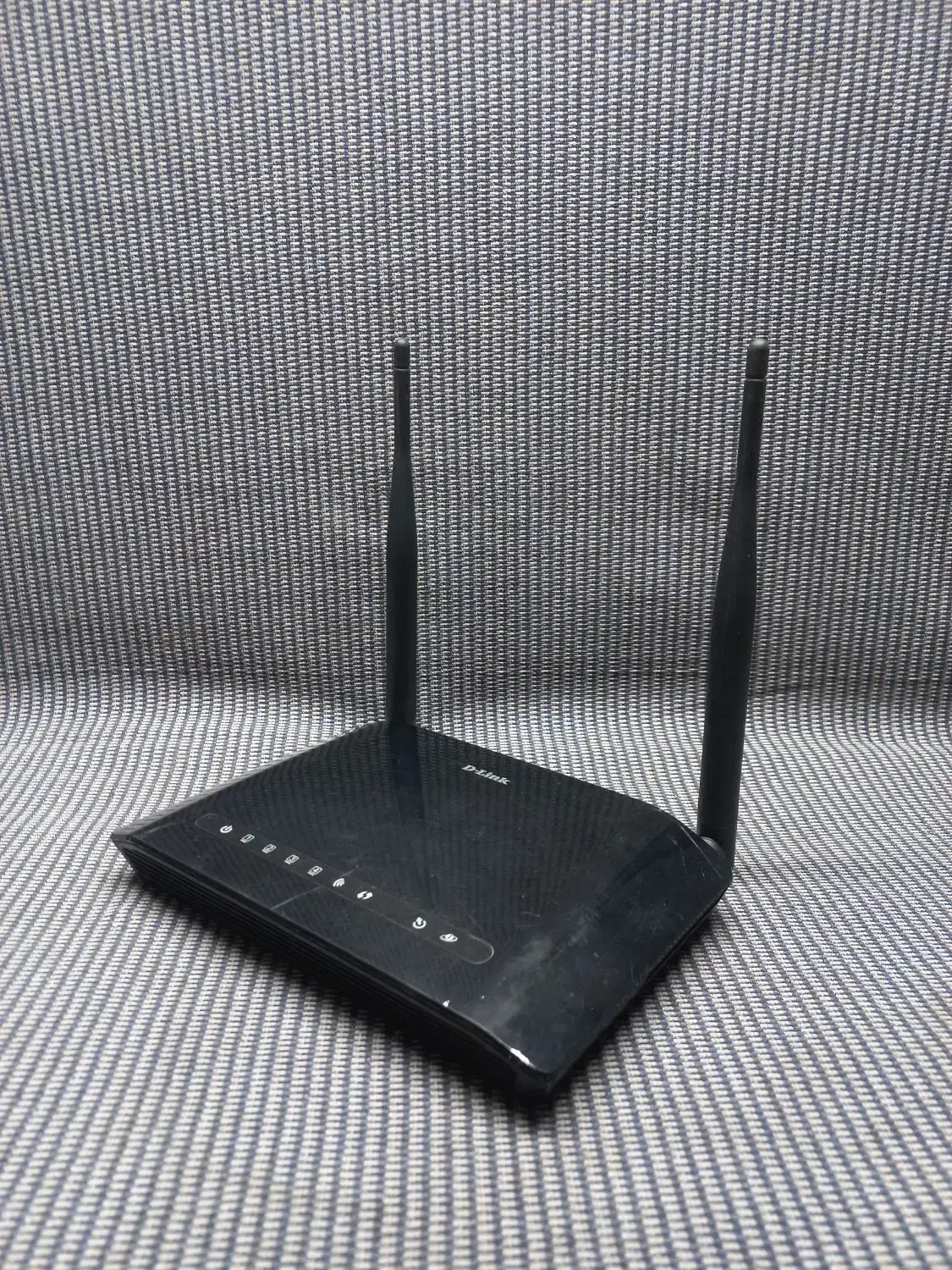 مودم دی لینک 2آنتن DSL 2740U سالم همراه اداپتور|مودم و تجهیزات شبکه|قرچک, مهدیه|دیوار