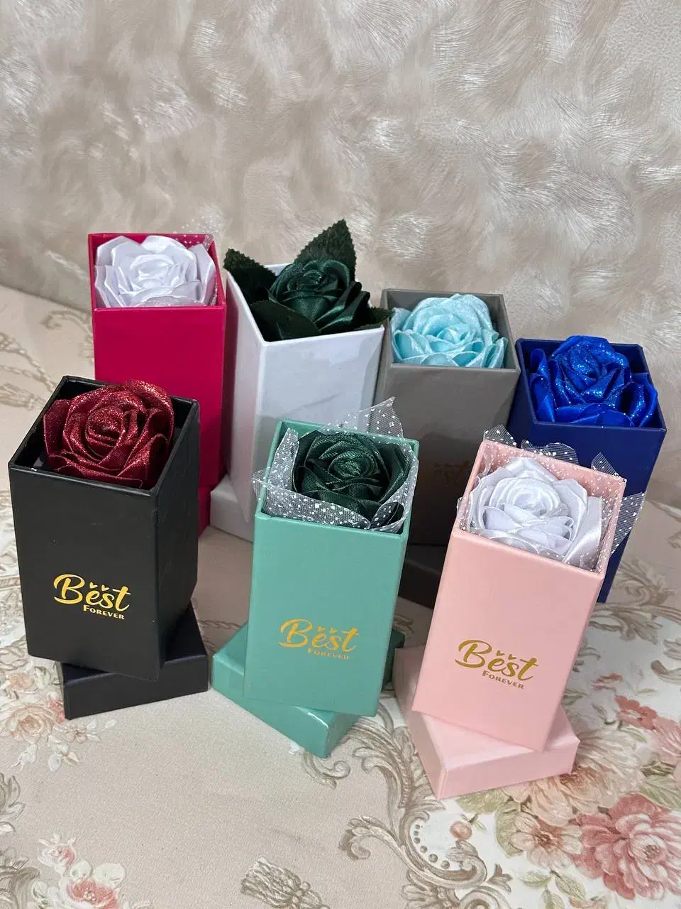 گل رز / روبان ساتن/ تنوع رنگی/ باکس/ بوکت تک شاخه|گل مصنوعی|قدس, هفت جوی|دیوار