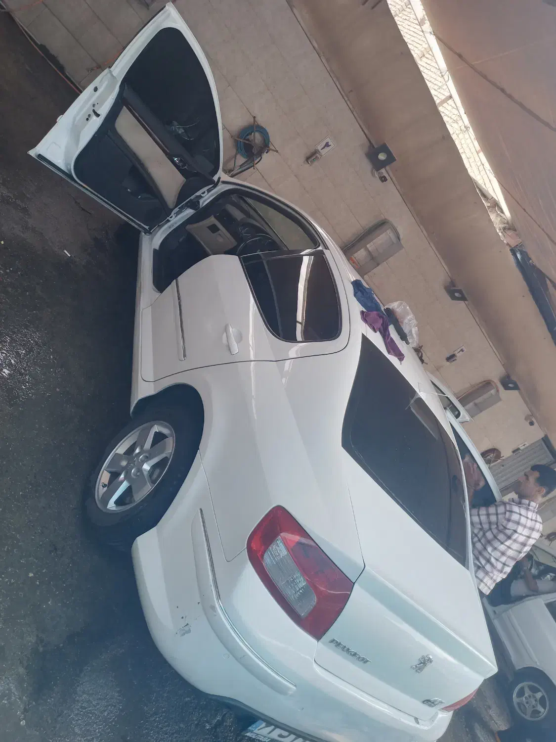 فروش پژو 407 مدل 2009|خودرو سواری و وانت|اصفهان, وحید|دیوار