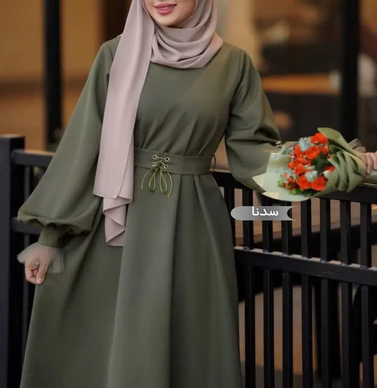 مانتو عبایی|لباس|رشت, چله خانه|دیوار